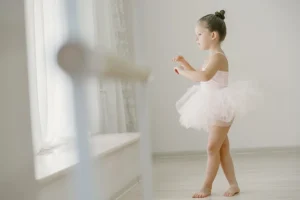 Introducing Children to the World of Dance: Tips for Parents/Guardians